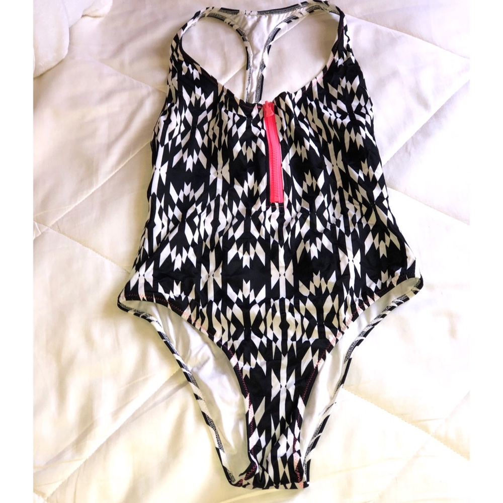 VICTORIAS SECRET - ONE PIECE - SMALL